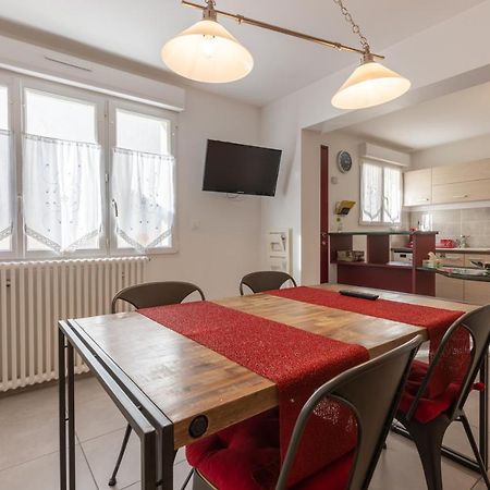 Maison De Ville 2 Chambres "Alambic" Jonzac Dış mekan fotoğraf